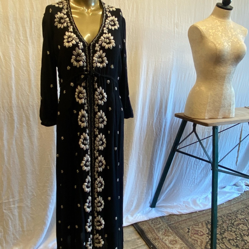 Elegant Black Floral Maxi Dress